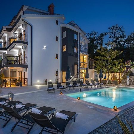 Villa Adriatic, Apartment Rebecca With Heated Swimming Pool, Sew View, Childrens Playground Ičići 外观 照片