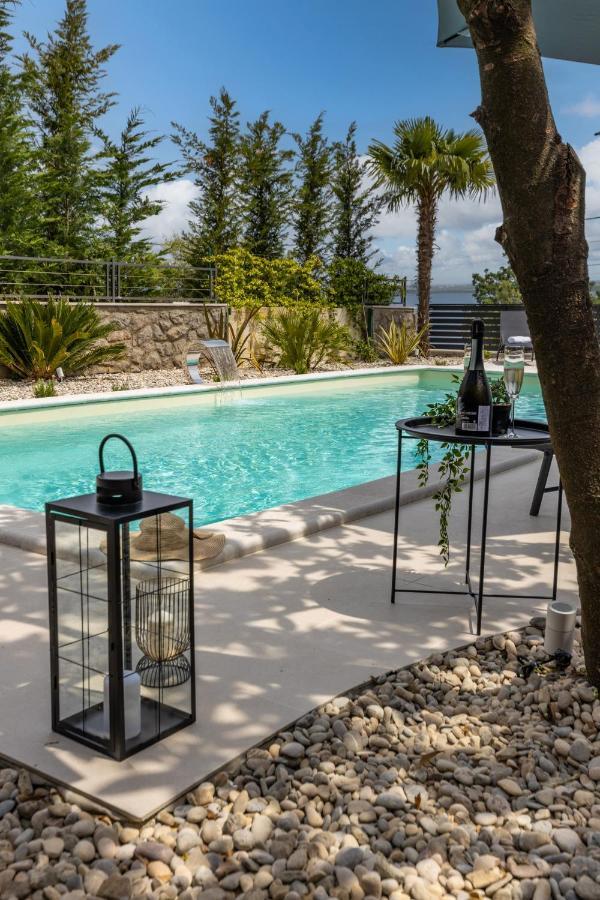 Villa Adriatic, Apartment Rebecca With Heated Swimming Pool, Sew View, Childrens Playground Ičići 外观 照片