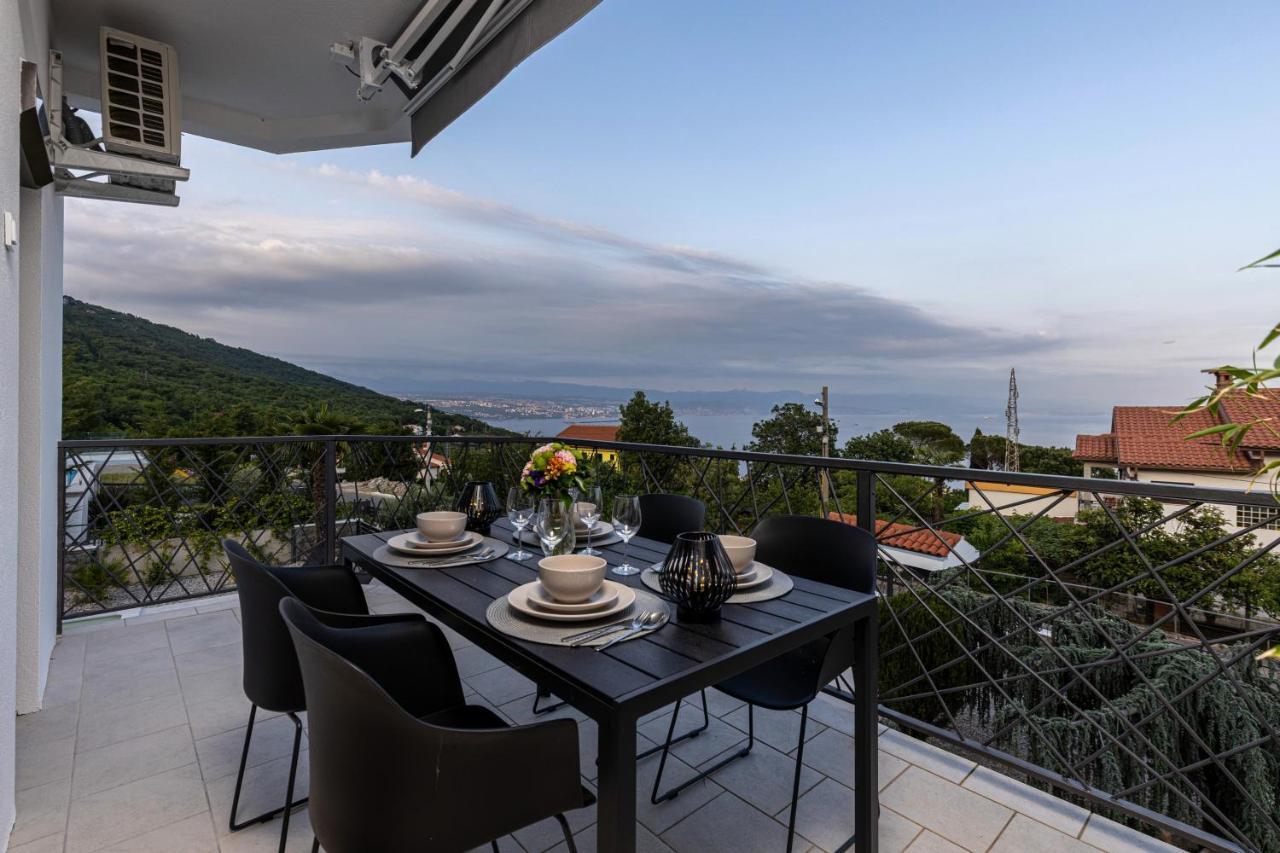 Villa Adriatic, Apartment Rebecca With Heated Swimming Pool, Sew View, Childrens Playground Ičići 外观 照片
