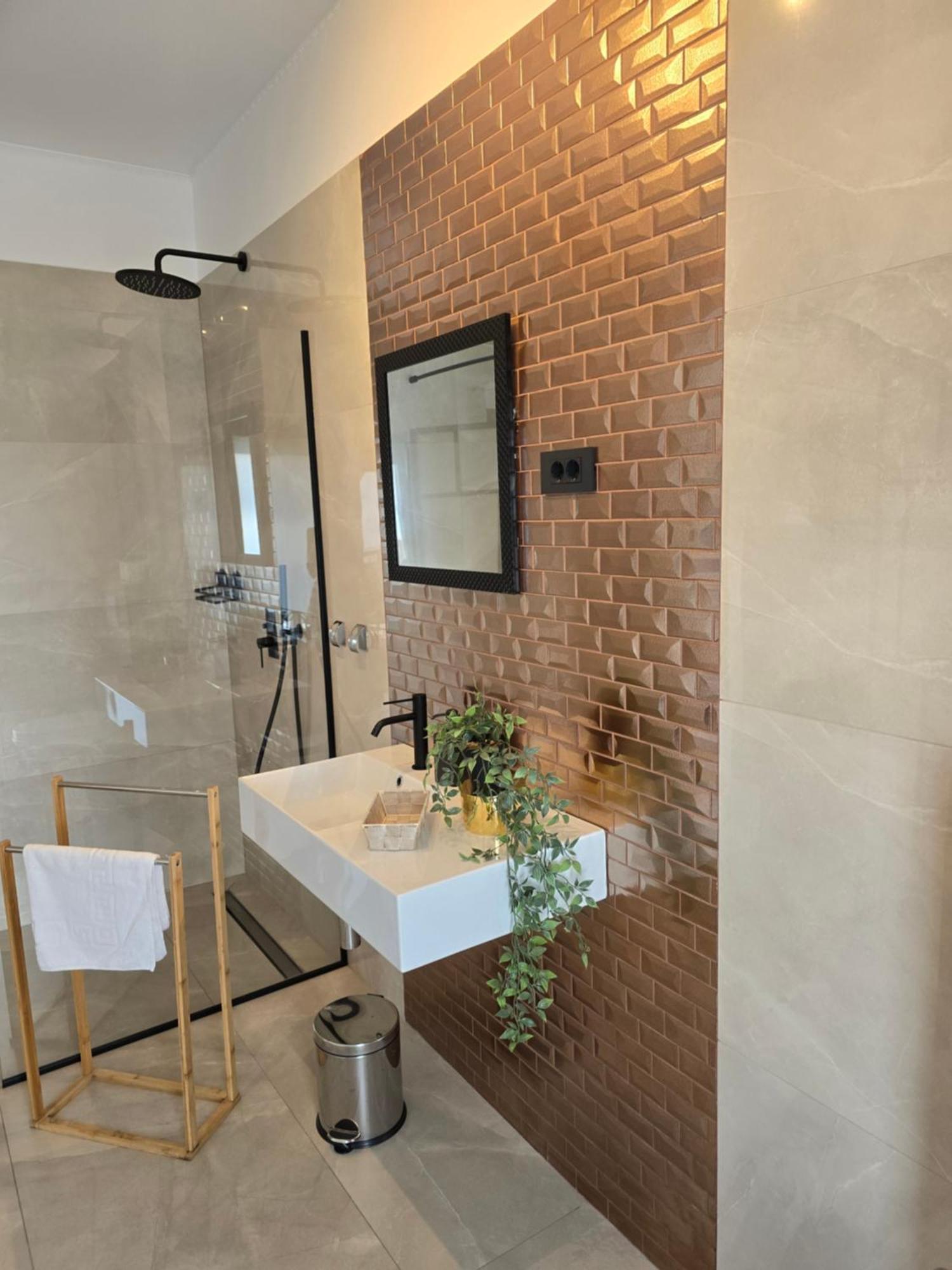 Villa Adriatic, Apartment Rebecca With Heated Swimming Pool, Sew View, Childrens Playground Ičići 外观 照片